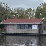 Botel Aangenaam Op De Rijn, Woonboot, Inclusief Prive Sauna *