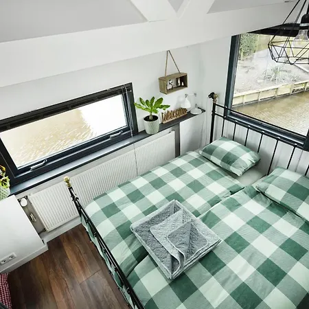 Båthotell Aangenaam Op De Rijn, Woonboot, Inclusief Prive Sauna *