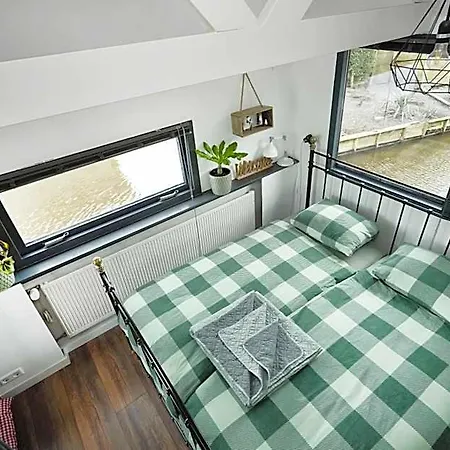 Botel Aangenaam Op De Rijn, Woonboot, Inclusief Prive Sauna *