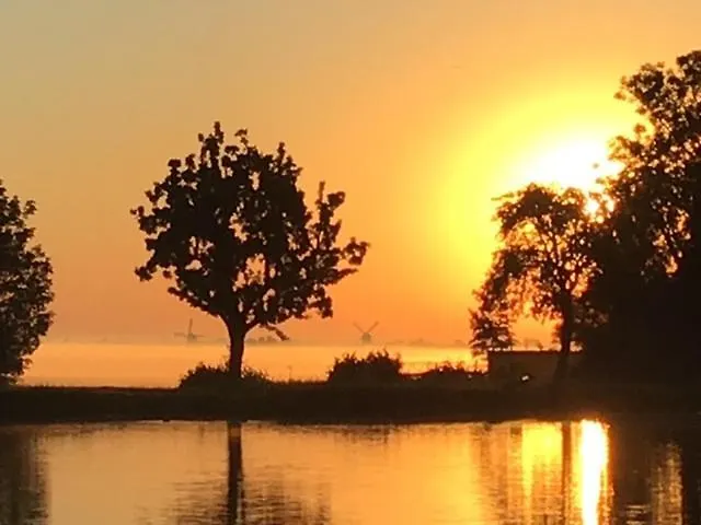 Botel Aangenaam Op De Rijn, Woonboot, Inclusief Prive Sauna