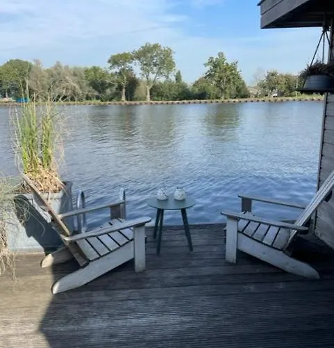 Aangenaam Op De Rijn, Woonboot, Inclusief Prive Sauna Botel