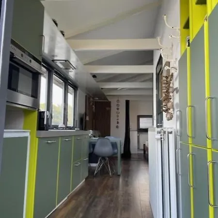 船屋 Aangenaam Op De Rijn, Woonboot, Inclusief Prive Sauna 埃尔芬